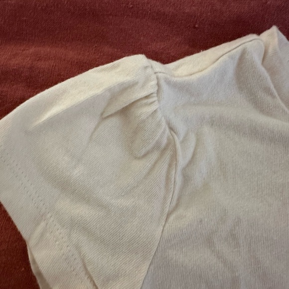 Minnie Mouse tee with sparkle shoes and puff sleeves - Picture 2 of 4